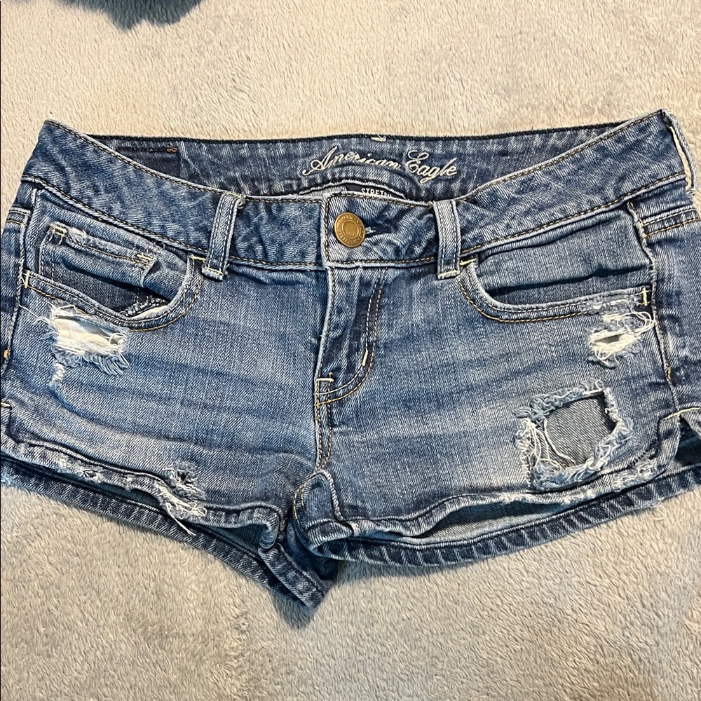 American Eagle Outfitters Distressed Blue Jean Shorts Sz 2